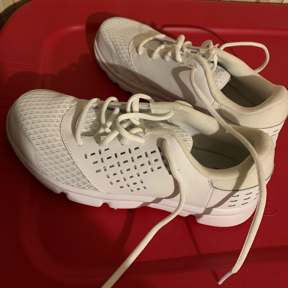 Girls  under armour shoes